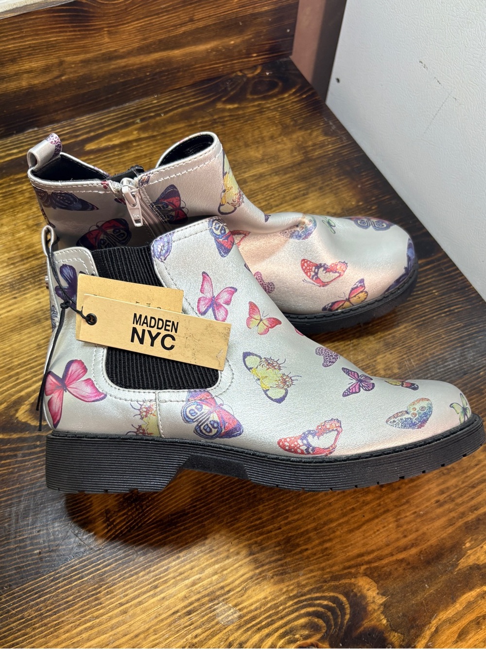 Madden NYC Silver Butterly Print Ankle Boots Size 6